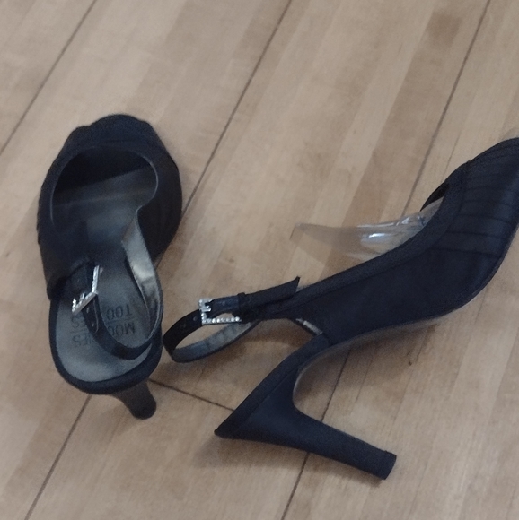 Mootsies Tootsie dressy sling back heels - Picture 4 of 4